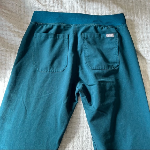 SOLD - Figs Caribbean Blue Scrub Set - Picture 7 of 9